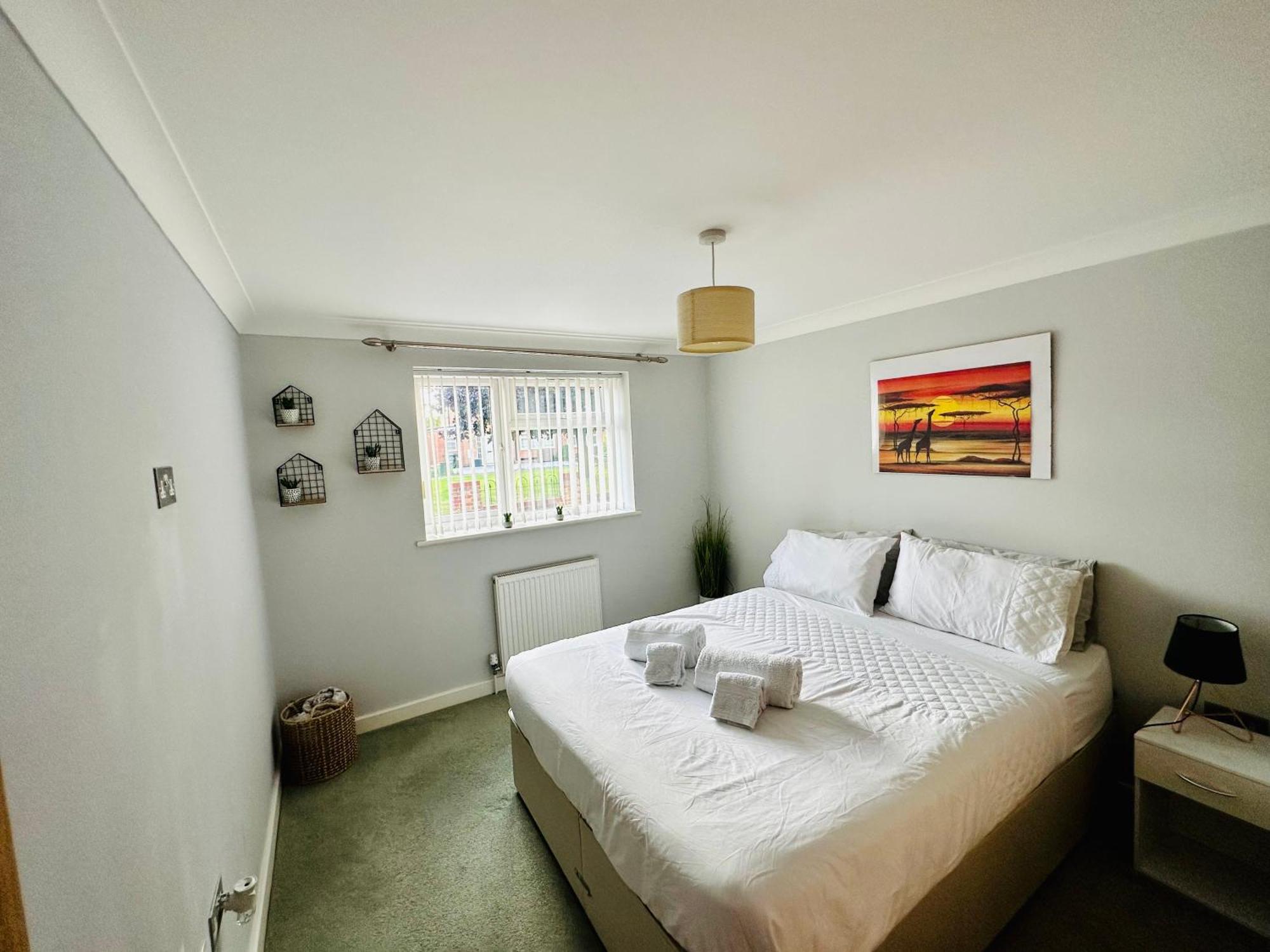 Cozy Bicester Village Townhouse With Garden ภายนอก รูปภาพ
